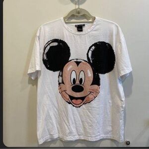 ISO zara mylar balloon mickey tee